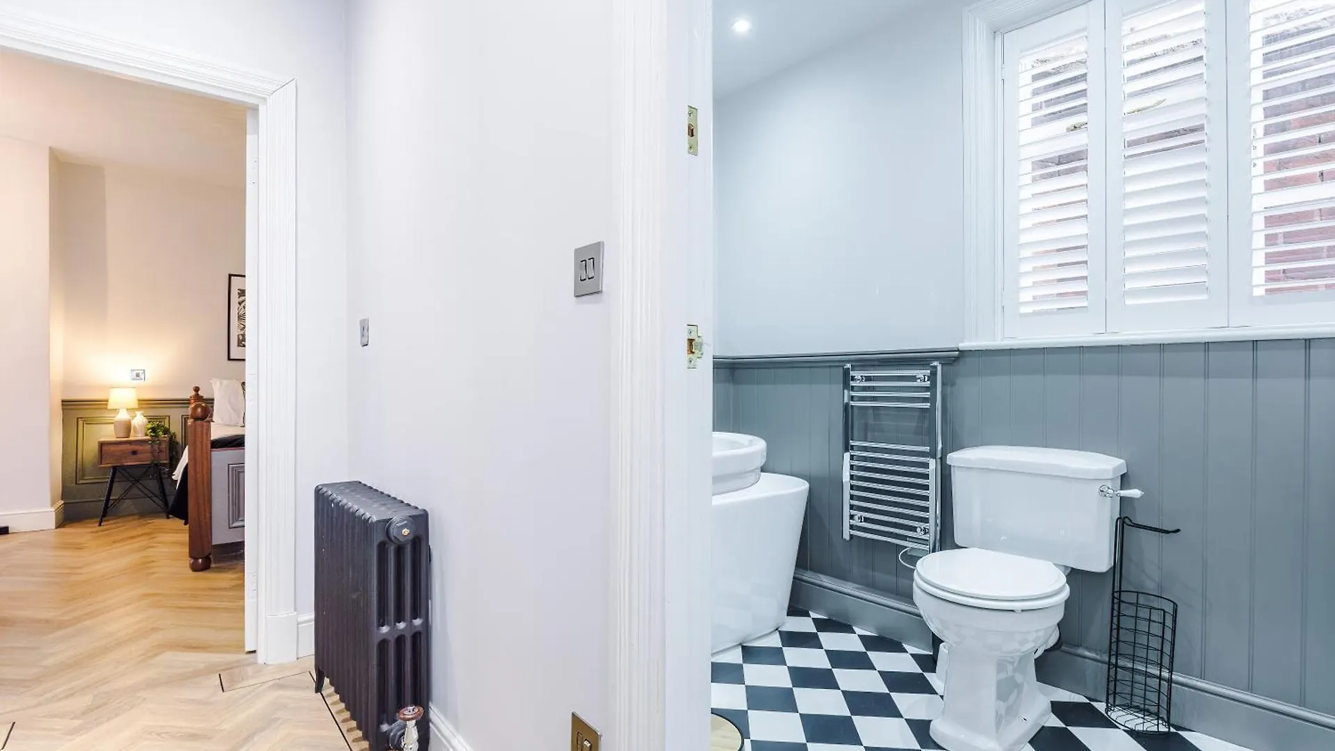 Exquisite York Gem - Garden Daire